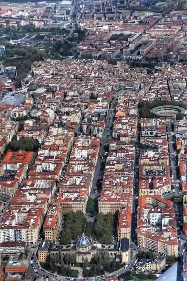 Pamplona Ciudad Maravilla Exterior photo